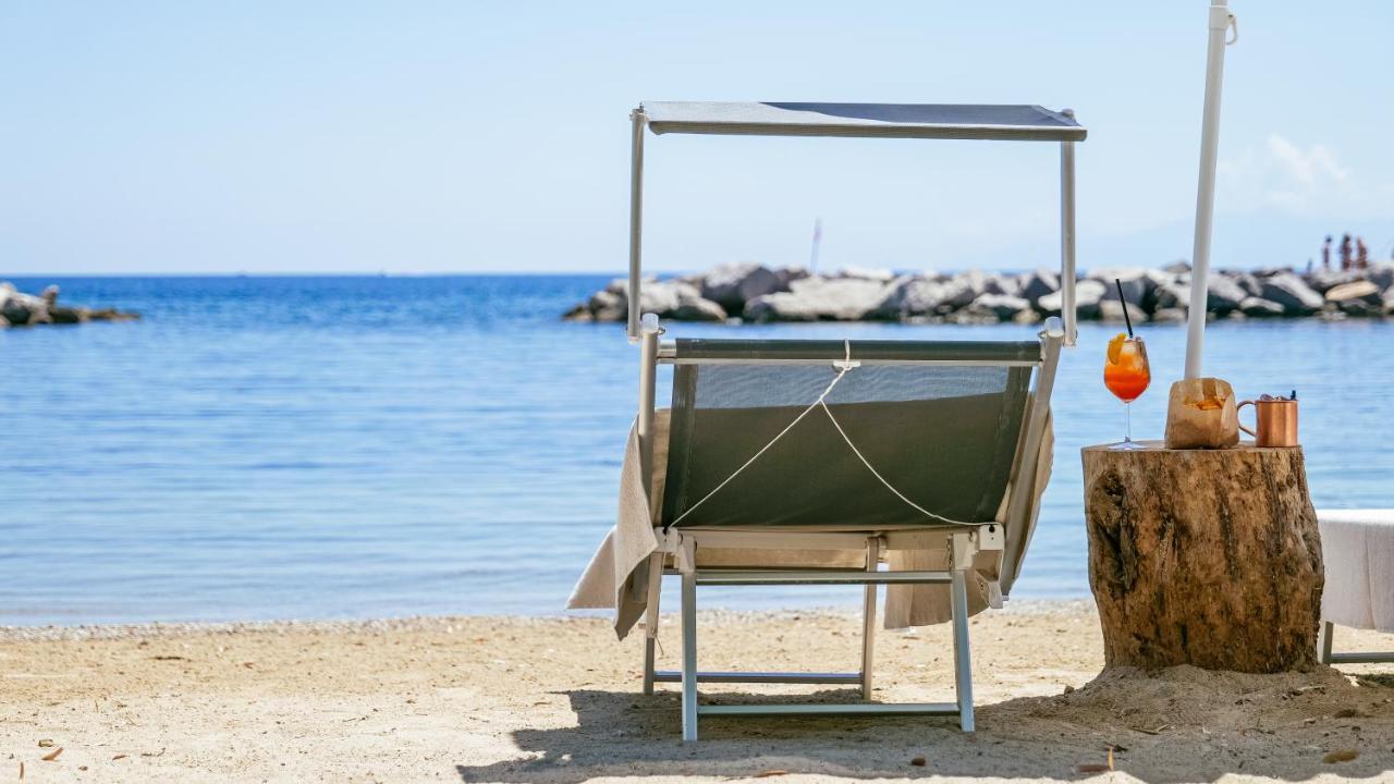 Palm Beach Club Hotel Кастельдачча Экстерьер фото